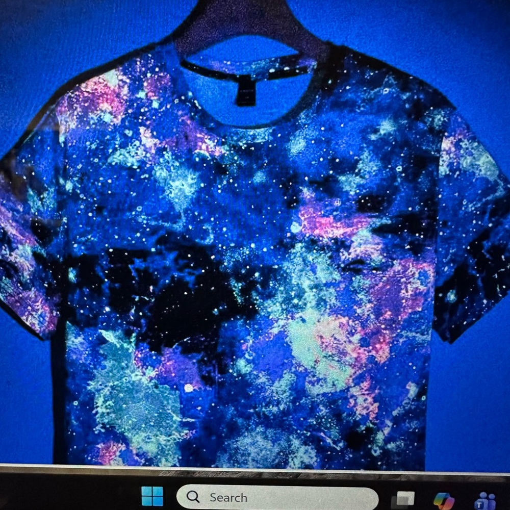 SHEIN Galaxy Black Light Reflective Print Short Sleeve Tee - Multicolor - Picture 3 of 5